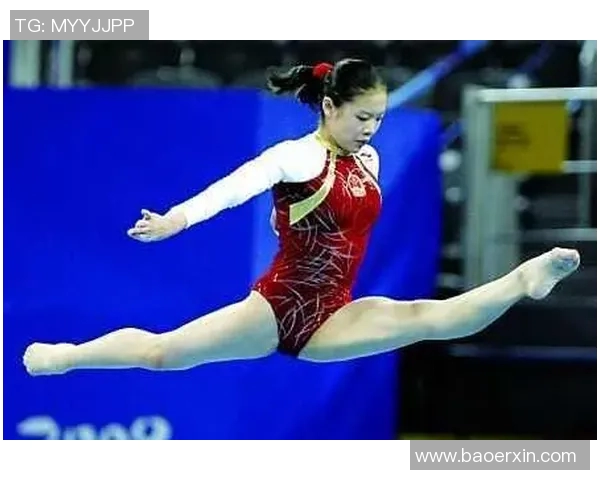 中国体操女队演练新难度动作,网友赞叹不已